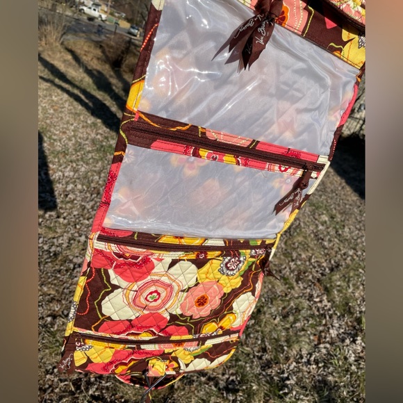 Vera Bradley’s Hanging Trifold Travel Accessories Organizer - Picture 8 of 9